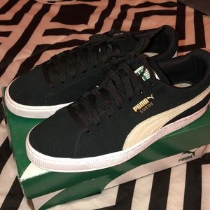 Suede Classic Wn’s Black Pumas
